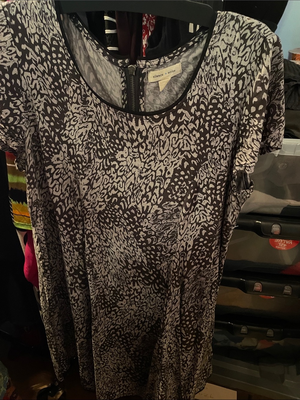 ☀️ SUMMER CLEARANCE 🛍️silence + noise Black and Gray Abstract crew Neck dress